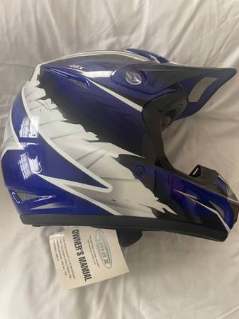 GMAX Helmet - atvs, utvs, snowmobiles - by owner - vehicle automotive sale
